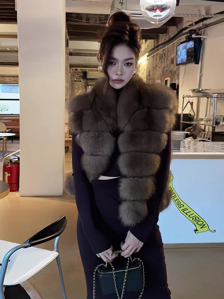 Vintage Fashion Years - เสื้อแจ็คเก็ตขนสัตว์เทียมแบบรักษ์โลก สไตล์ผู้หญิง ย้อนยุค หรูหรา แฟชั่นวินเทจ เสื้อนอกแขนยาว