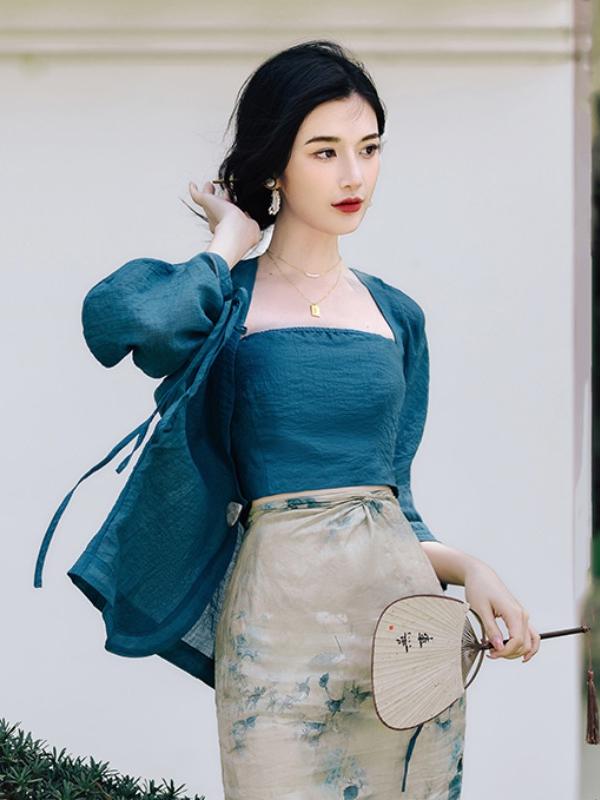 ชุดเซ็ตกระโปรงสายเดี่ยวเปิดไหล - Vintage Fashion Years บทวิจารณ์และราคา