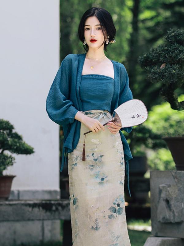 ชุดเซ็ตกระโปรงสายเดี่ยวเปิดไหล - Vintage Fashion Years บทวิจารณ์และราคา