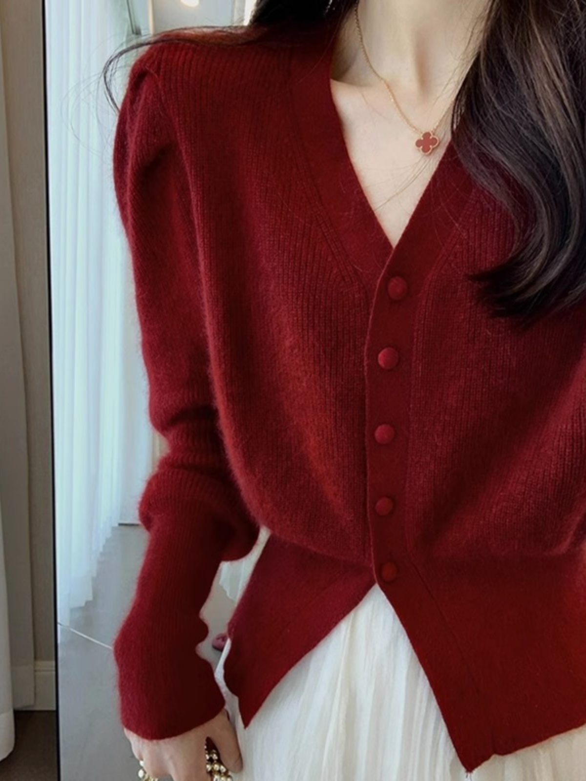 เสื้อโค้ทไหมพรมคอวีสีแดง แฟชั่ - Vintage Fashion Years บทวิจารณ์และราคา